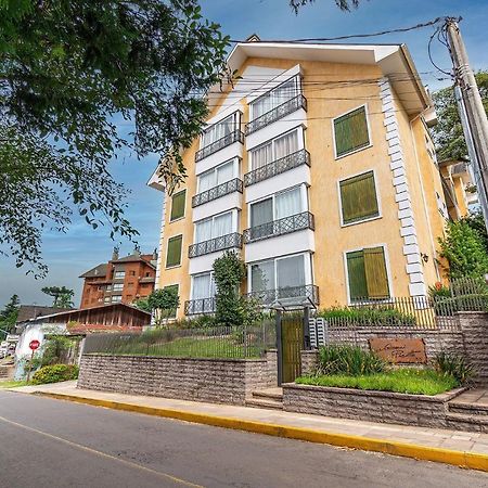 Rosa Edificio Giovani Pizetta Apartment Gramado Luaran gambar