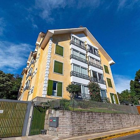 Rosa Edificio Giovani Pizetta Apartment Gramado Luaran gambar