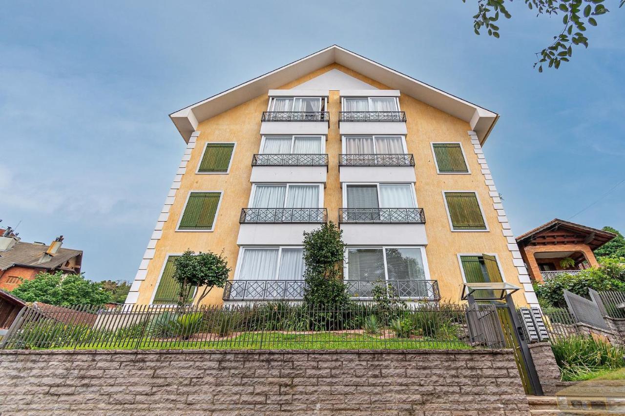 Rosa Edificio Giovani Pizetta Apartment Gramado Luaran gambar